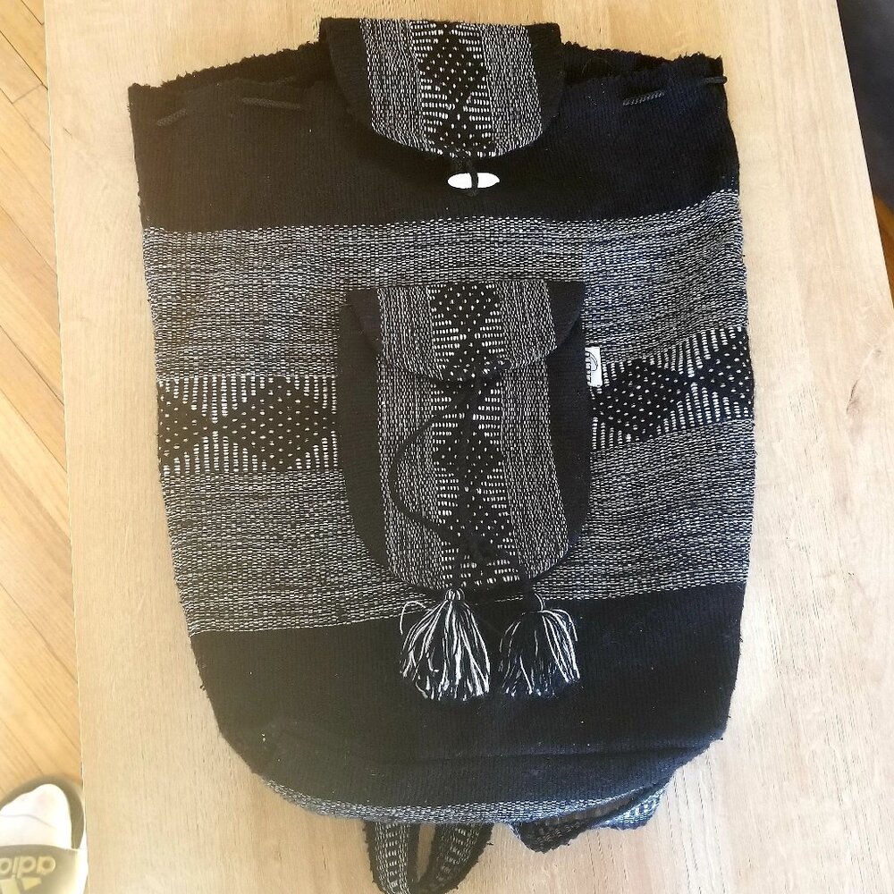 Woven Hippie Backpack with Zipper Pocket